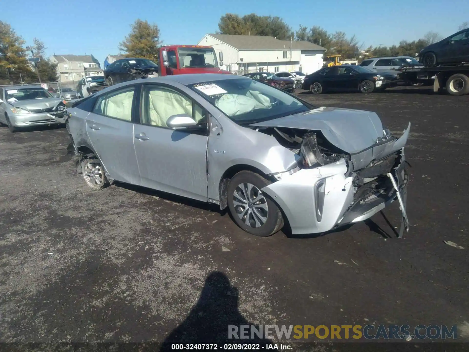 1 Photograph of a damaged car JTDL9RFU7K3000581 TOYOTA PRIUS 2019