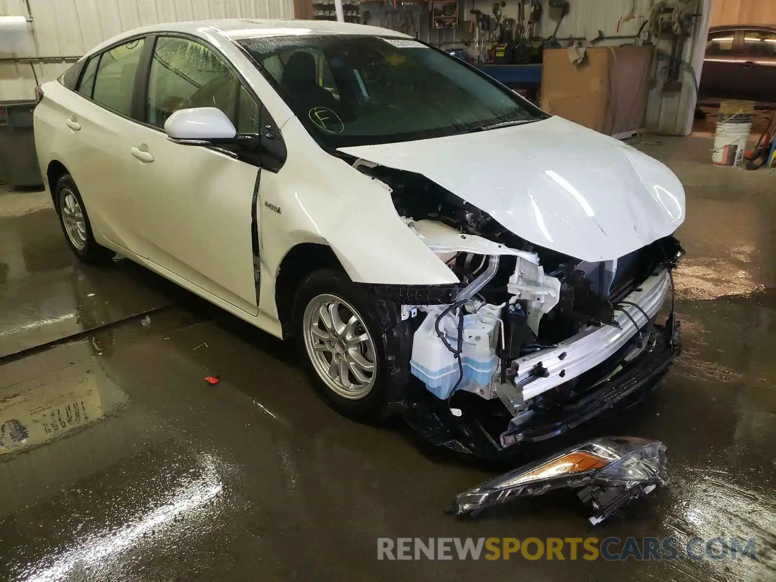 1 Photograph of a damaged car JTDL9RFU7K3003318 TOYOTA PRIUS 2019