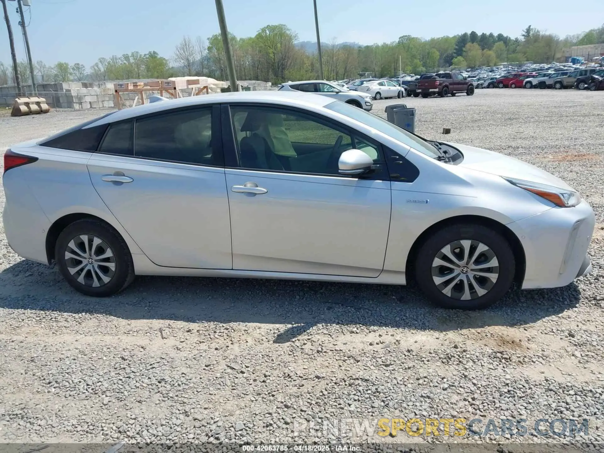 13 Photograph of a damaged car JTDL9RFU7K3005280 TOYOTA PRIUS 2019