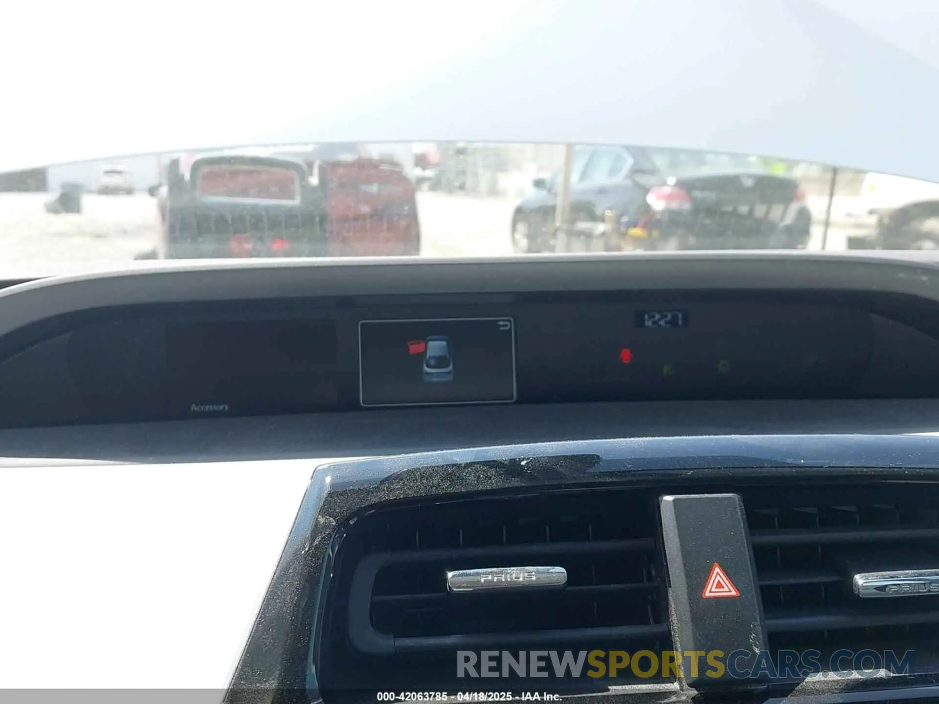 7 Photograph of a damaged car JTDL9RFU7K3005280 TOYOTA PRIUS 2019
