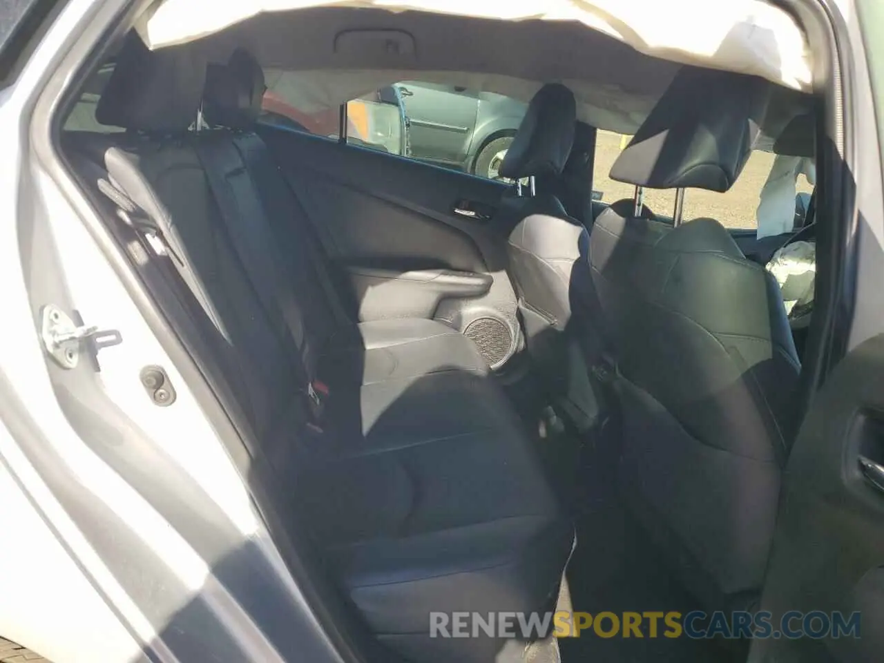 10 Photograph of a damaged car JTDL9RFU8K3000878 TOYOTA PRIUS 2019