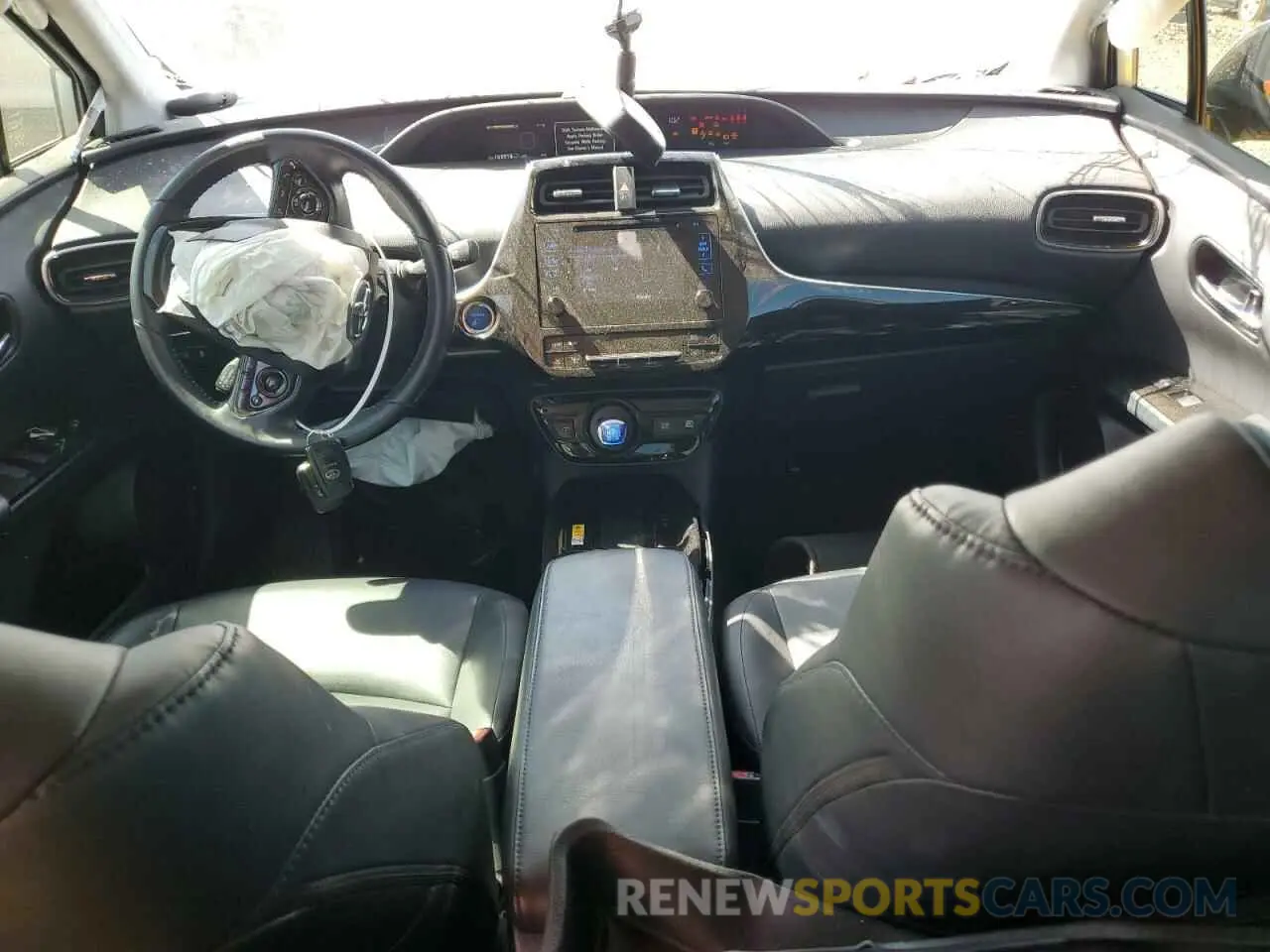 8 Photograph of a damaged car JTDL9RFU8K3000878 TOYOTA PRIUS 2019