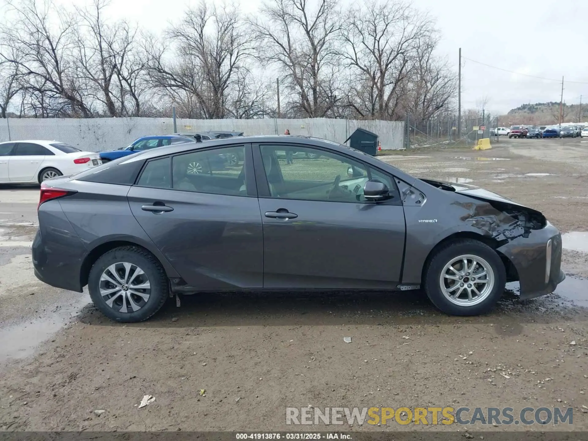 14 Photograph of a damaged car JTDL9RFU8K3001612 TOYOTA PRIUS 2019
