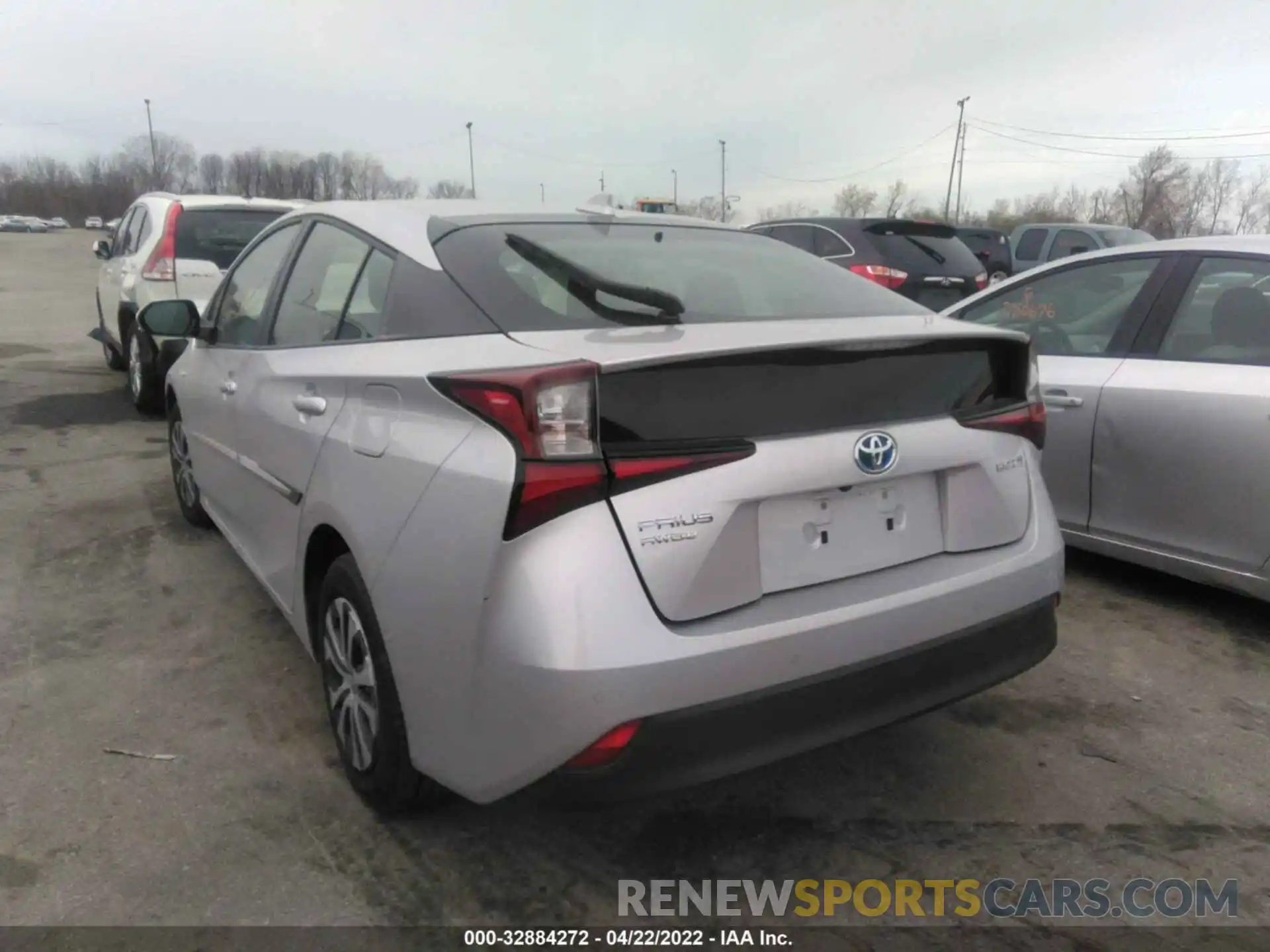 3 Photograph of a damaged car JTDL9RFU8K3012335 TOYOTA PRIUS 2019