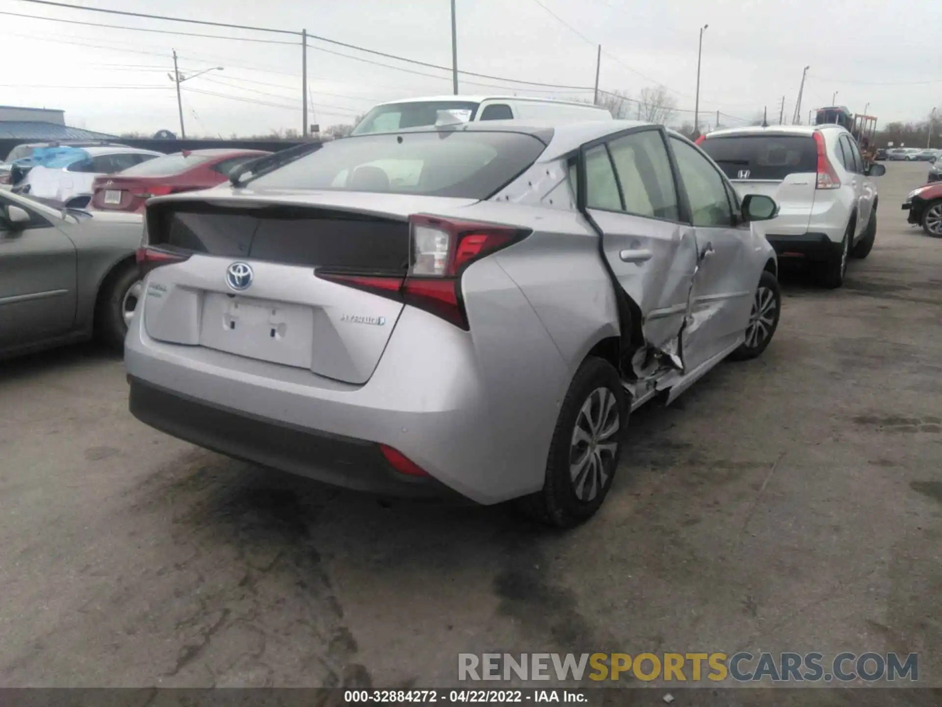 4 Photograph of a damaged car JTDL9RFU8K3012335 TOYOTA PRIUS 2019