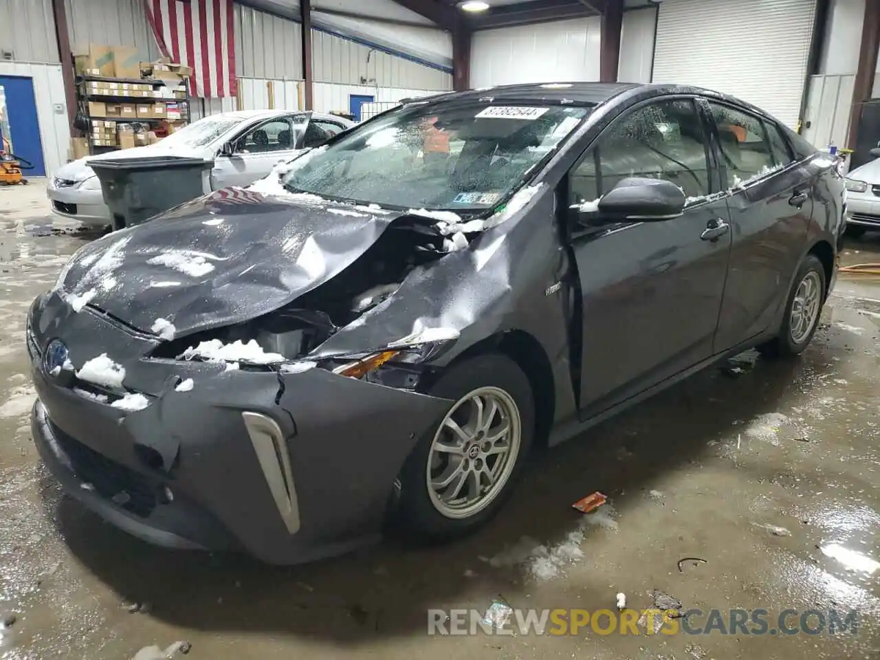 1 Photograph of a damaged car JTDL9RFU9K3011257 TOYOTA PRIUS 2019