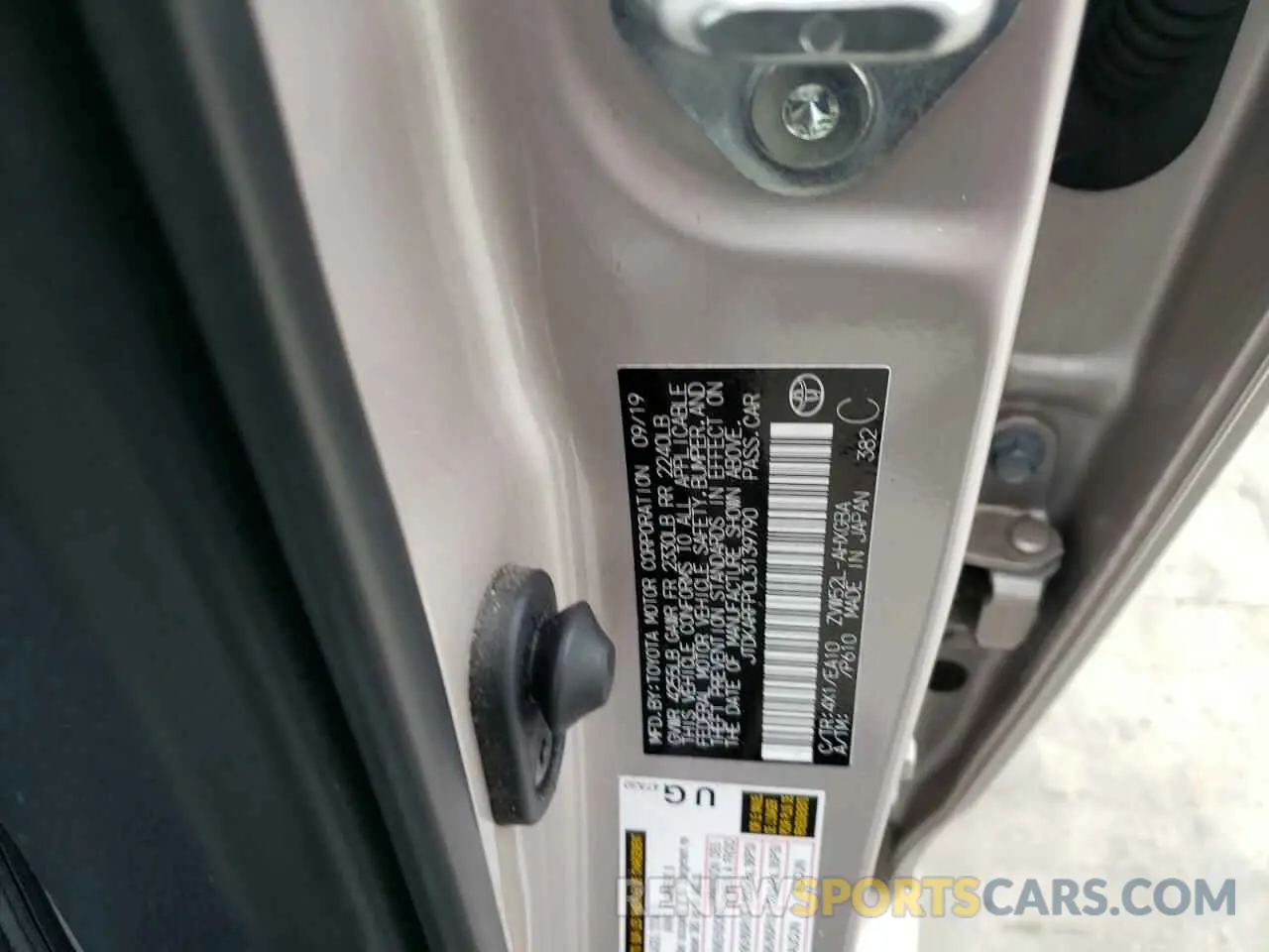 12 Photograph of a damaged car JTDKARFP0L3139790 TOYOTA PRIUS 2020