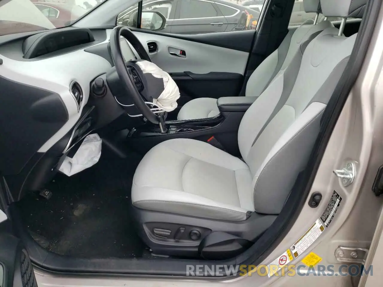7 Photograph of a damaged car JTDKARFP0L3139790 TOYOTA PRIUS 2020