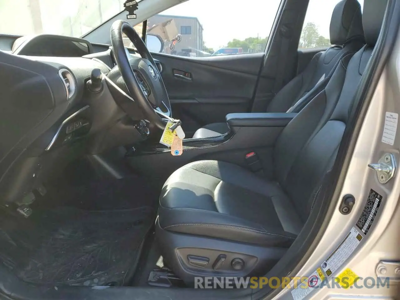 7 Photograph of a damaged car JTDKARFP0L3153107 TOYOTA PRIUS 2020