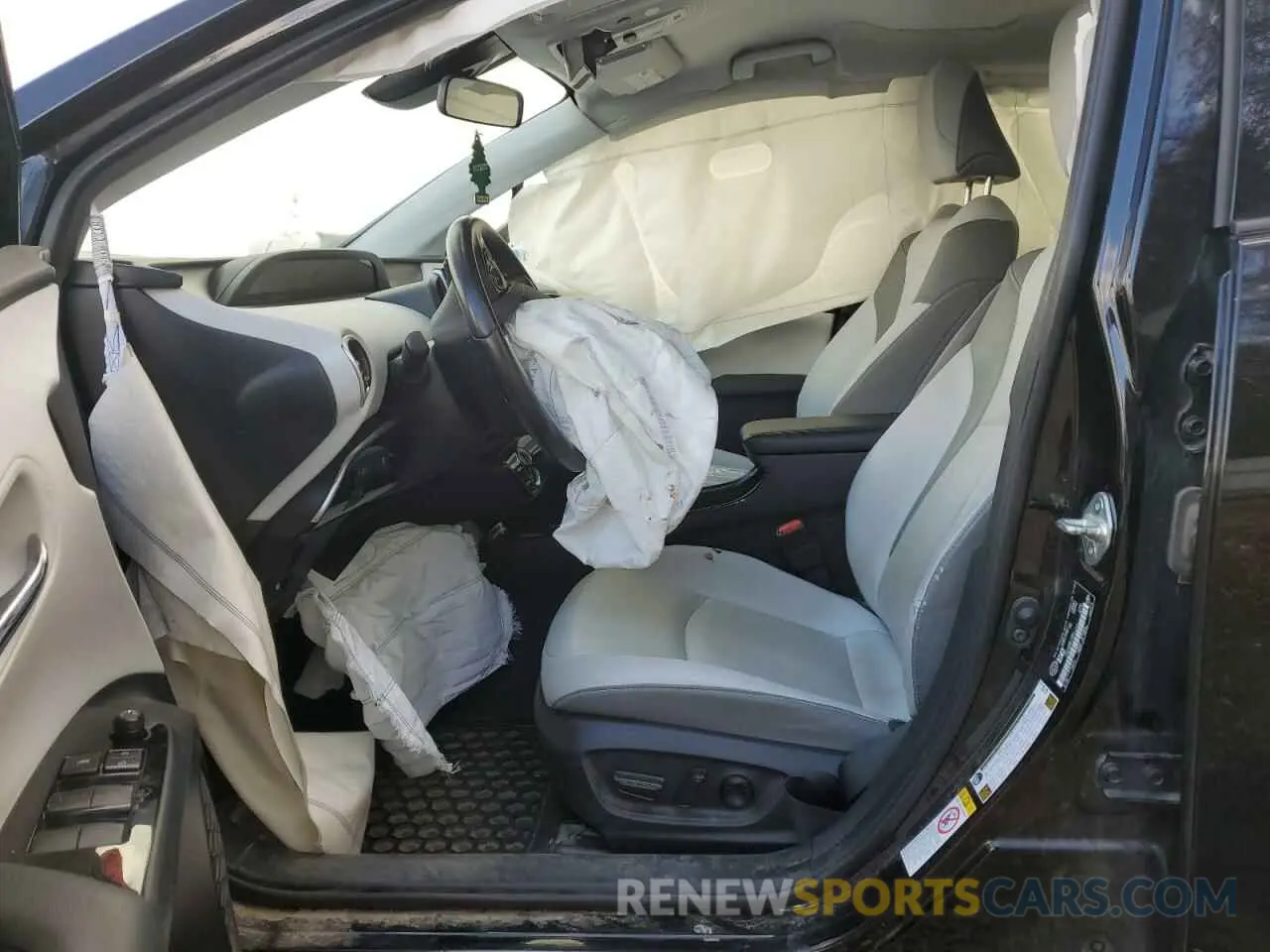 7 Photograph of a damaged car JTDKARFP1L3151415 TOYOTA PRIUS 2020