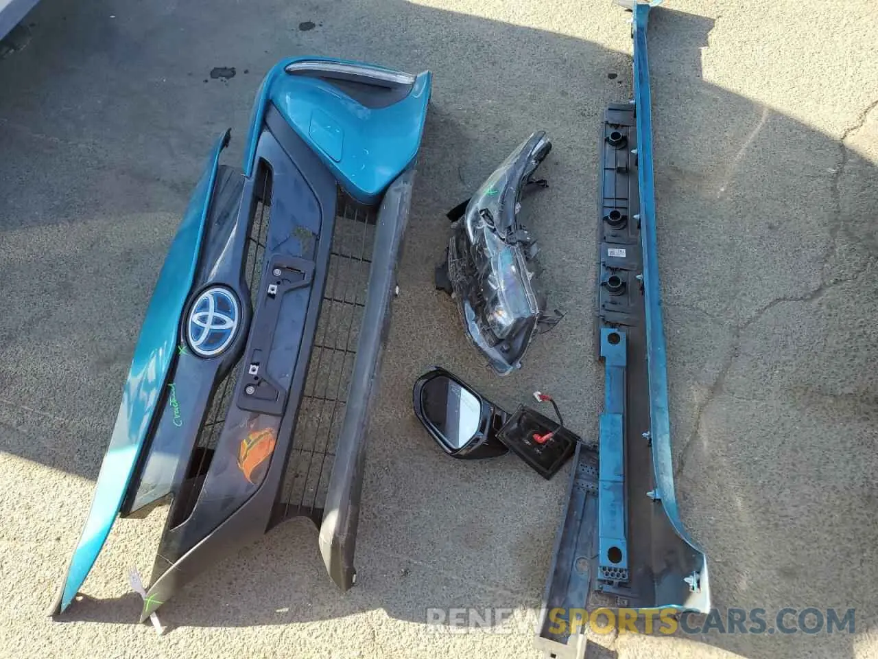 12 Photograph of a damaged car JTDKARFP2L3135790 TOYOTA PRIUS 2020