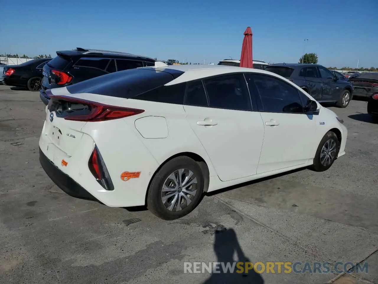 3 Photograph of a damaged car JTDKARFP3L3140500 TOYOTA PRIUS 2020