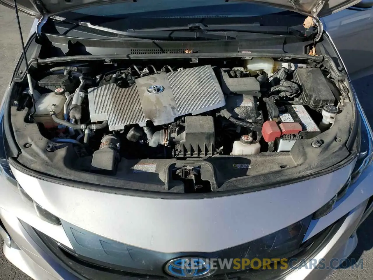 12 Photograph of a damaged car JTDKARFP5L3158559 TOYOTA PRIUS 2020