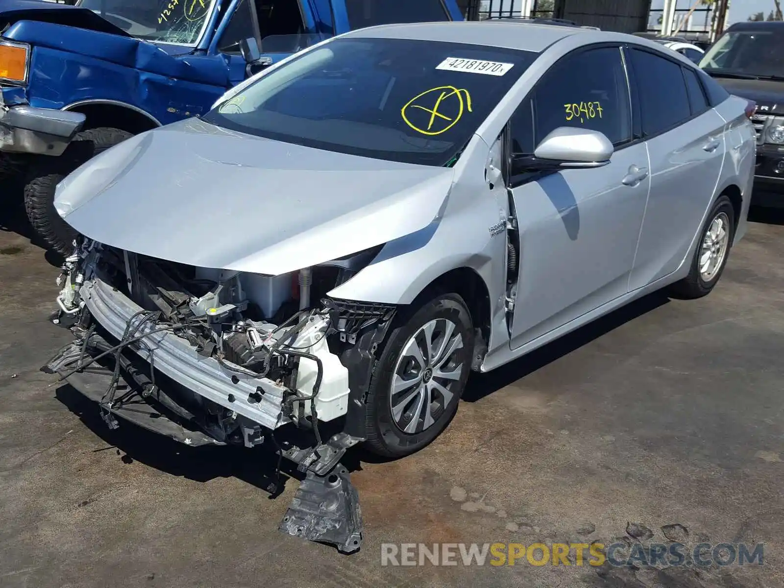 2 Photograph of a damaged car JTDKARFP8L3136426 TOYOTA PRIUS 2020