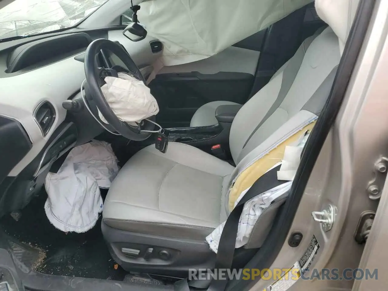 7 Photograph of a damaged car JTDKARFPXL3124035 TOYOTA PRIUS 2020