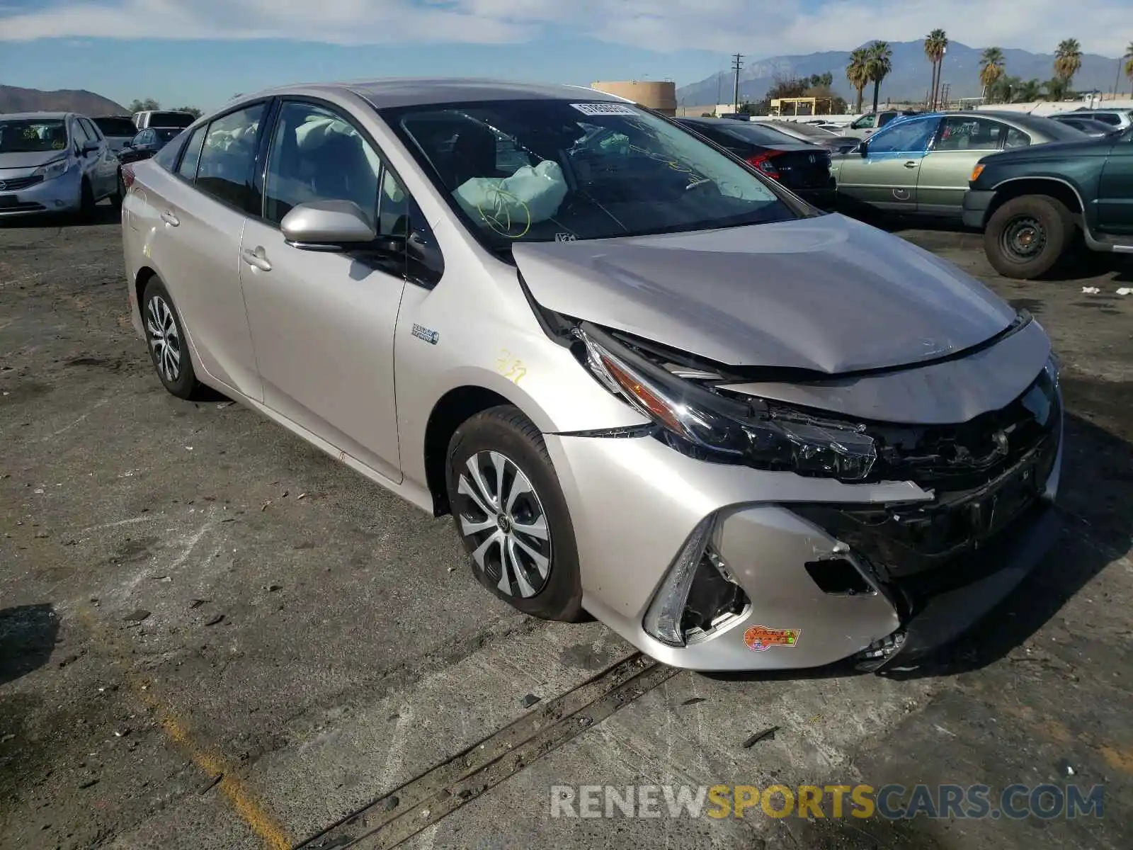 1 Photograph of a damaged car JTDKARFPXL3138548 TOYOTA PRIUS 2020