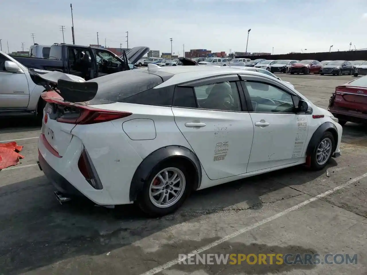 3 Photograph of a damaged car JTDKARFPXL3146603 TOYOTA PRIUS 2020