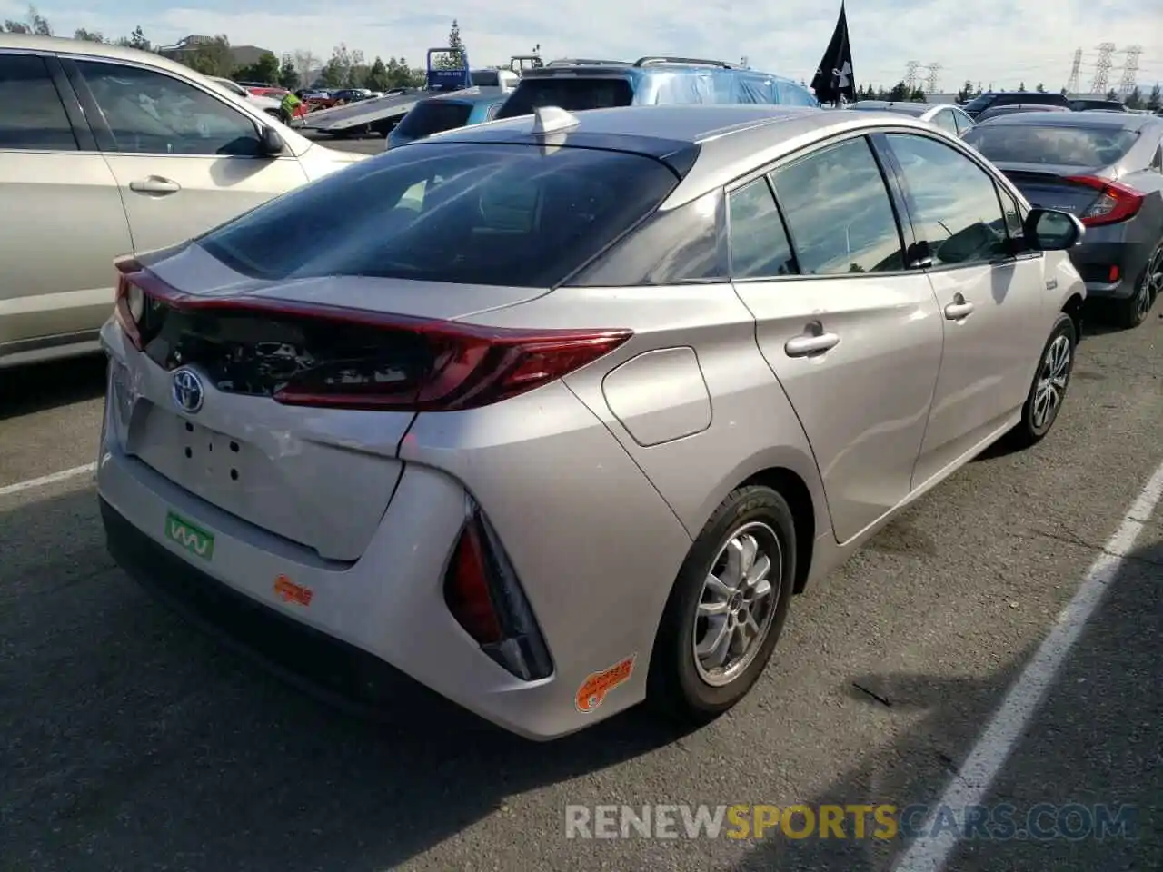 4 Photograph of a damaged car JTDKARFPXL3155513 TOYOTA PRIUS 2020