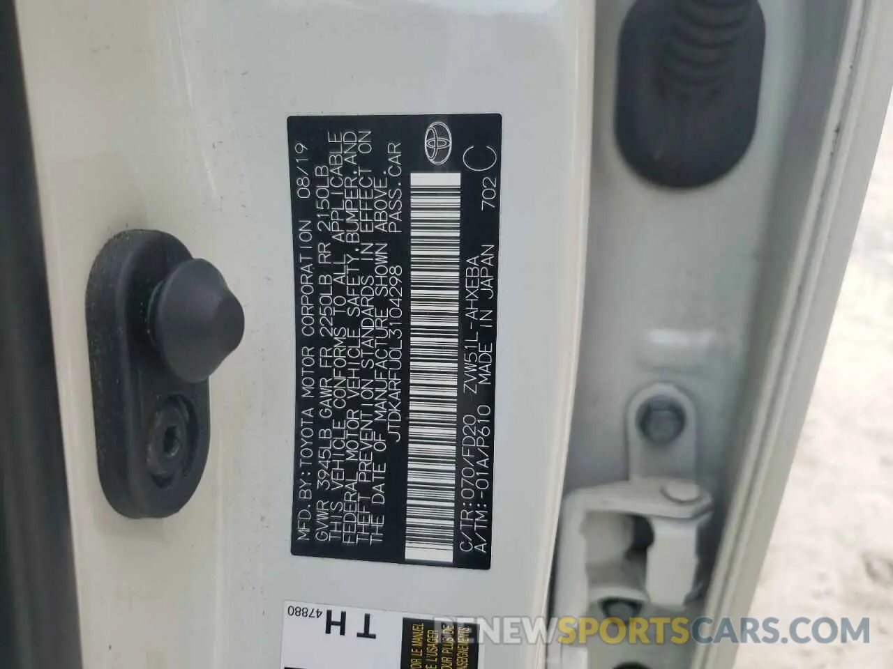 12 Photograph of a damaged car JTDKARFU0L3104298 TOYOTA PRIUS 2020