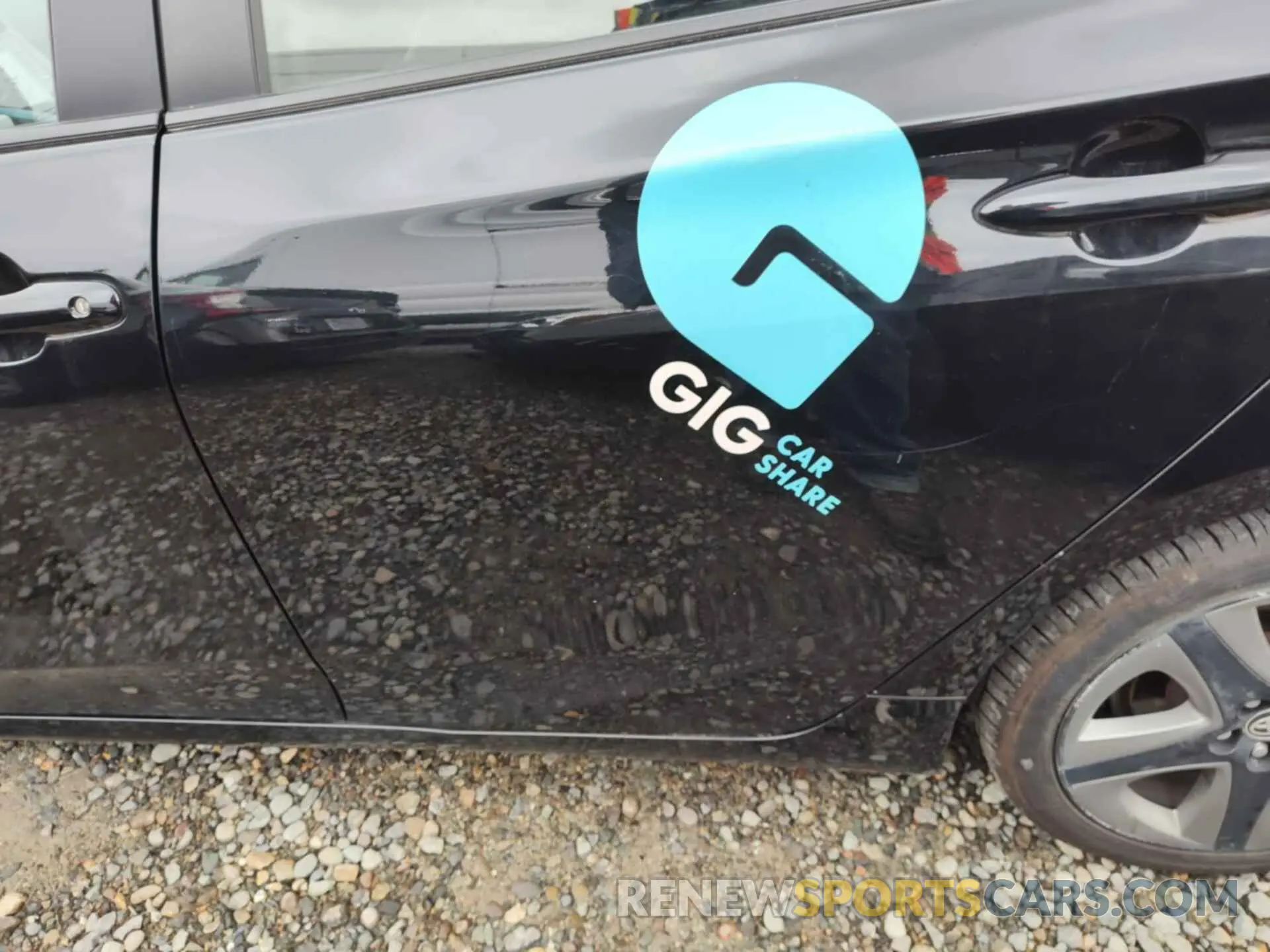 2 Photograph of a damaged car JTDKARFU0L3115804 TOYOTA PRIUS 2020