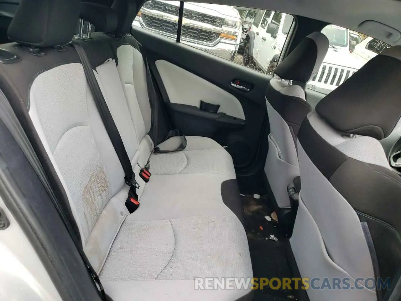 10 Photograph of a damaged car JTDKARFU0L3121182 TOYOTA PRIUS 2020