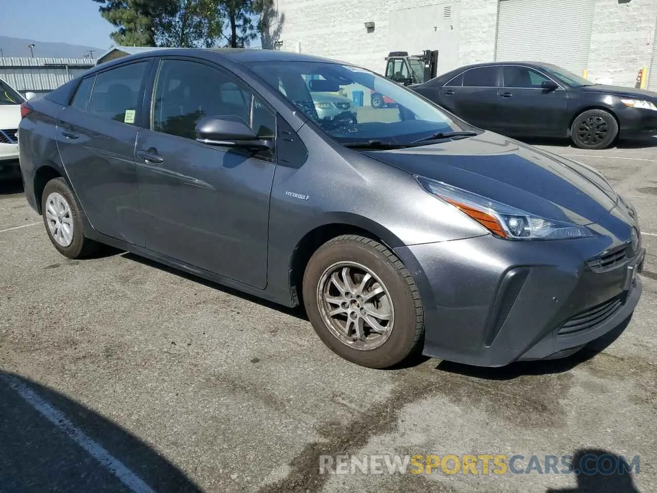 4 Photograph of a damaged car JTDKARFU0L3124101 TOYOTA PRIUS 2020