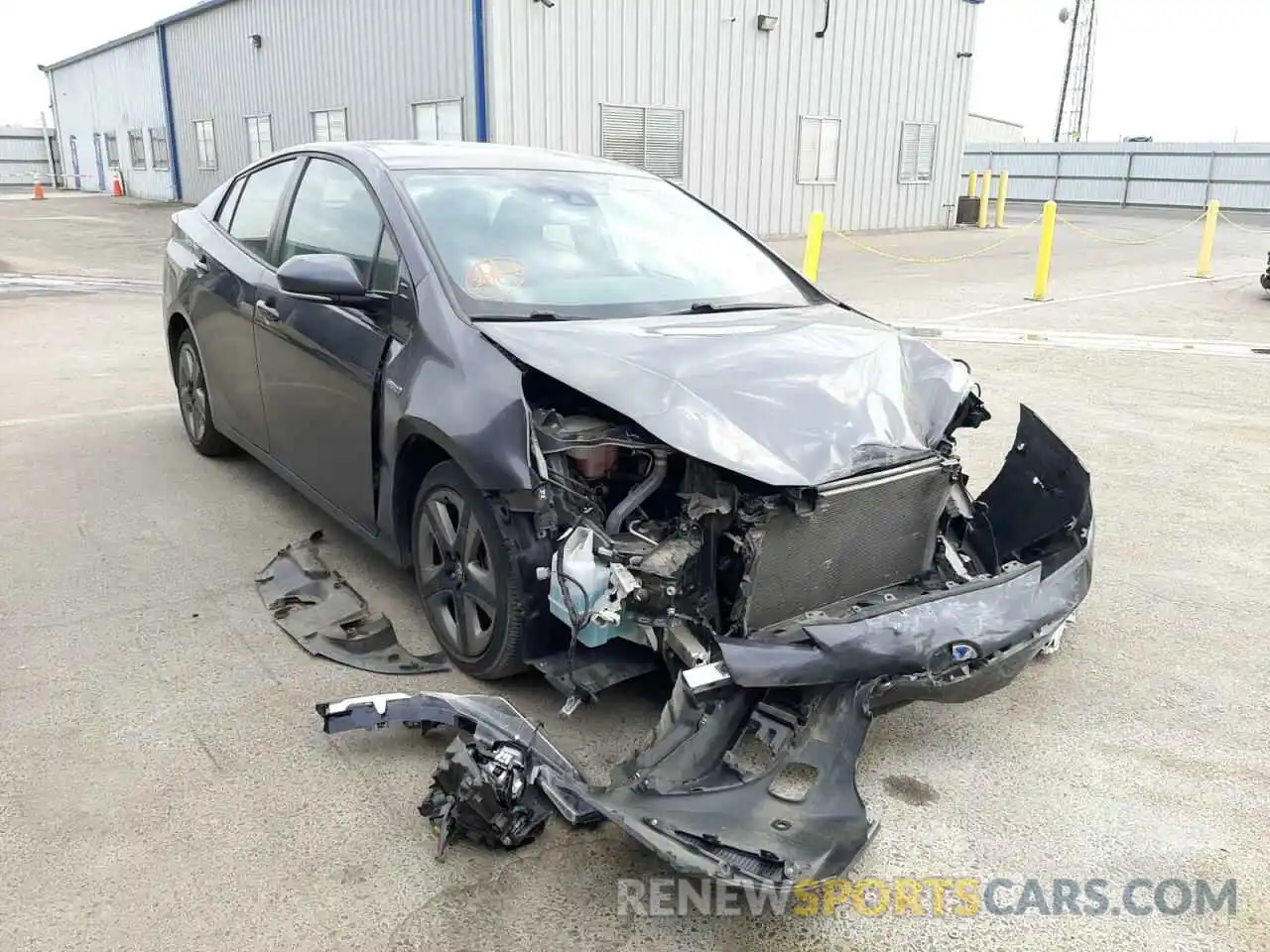 1 Photograph of a damaged car JTDKARFU1L3104763 TOYOTA PRIUS 2020