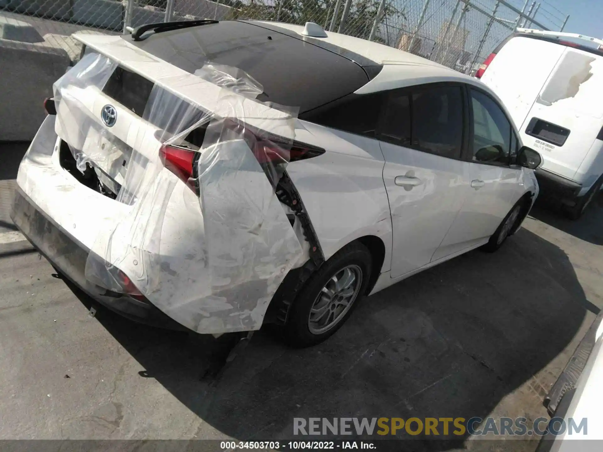 4 Photograph of a damaged car JTDKARFU1L3105928 TOYOTA PRIUS 2020