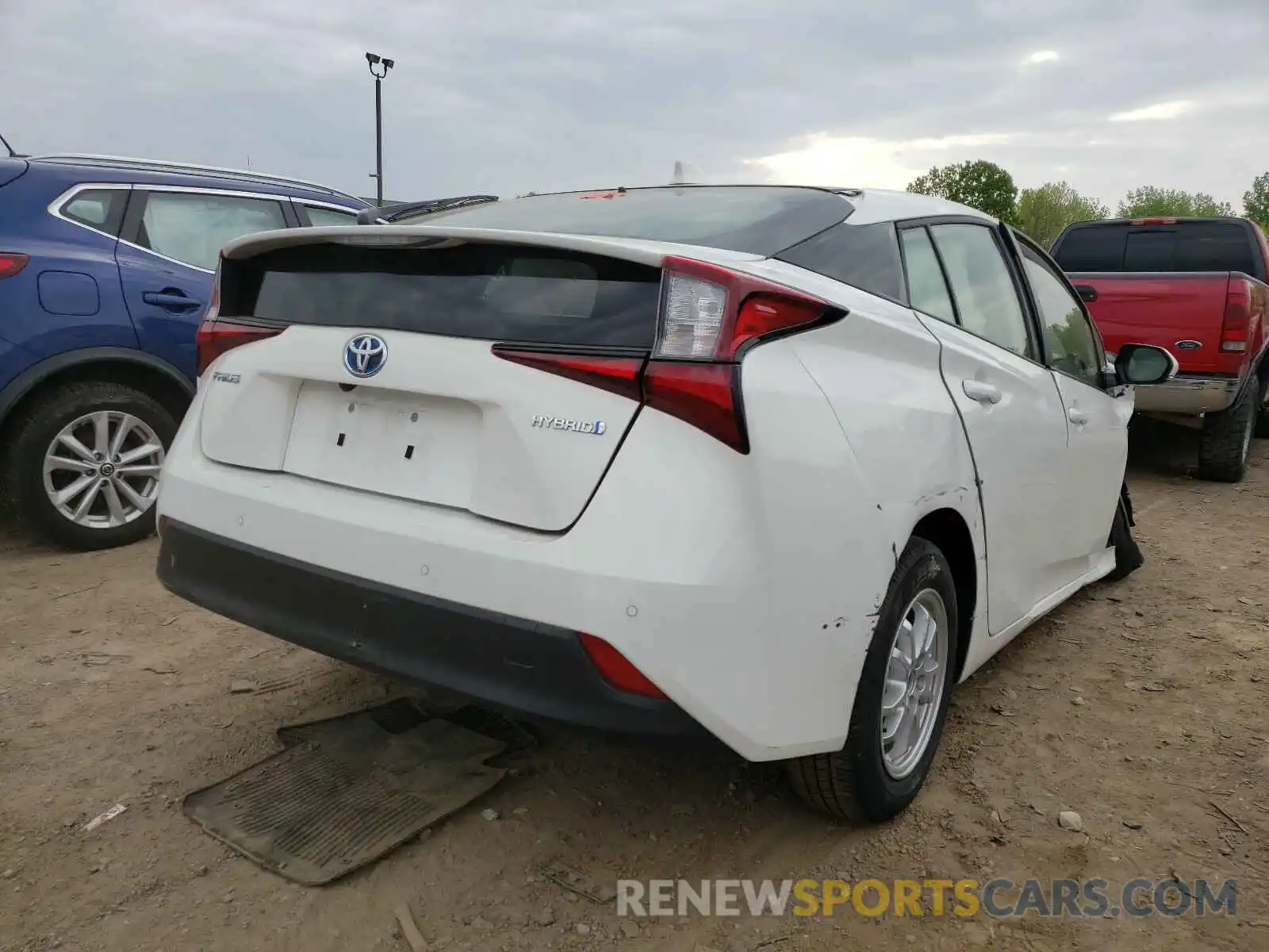 4 Photograph of a damaged car JTDKARFU1L3108764 TOYOTA PRIUS 2020