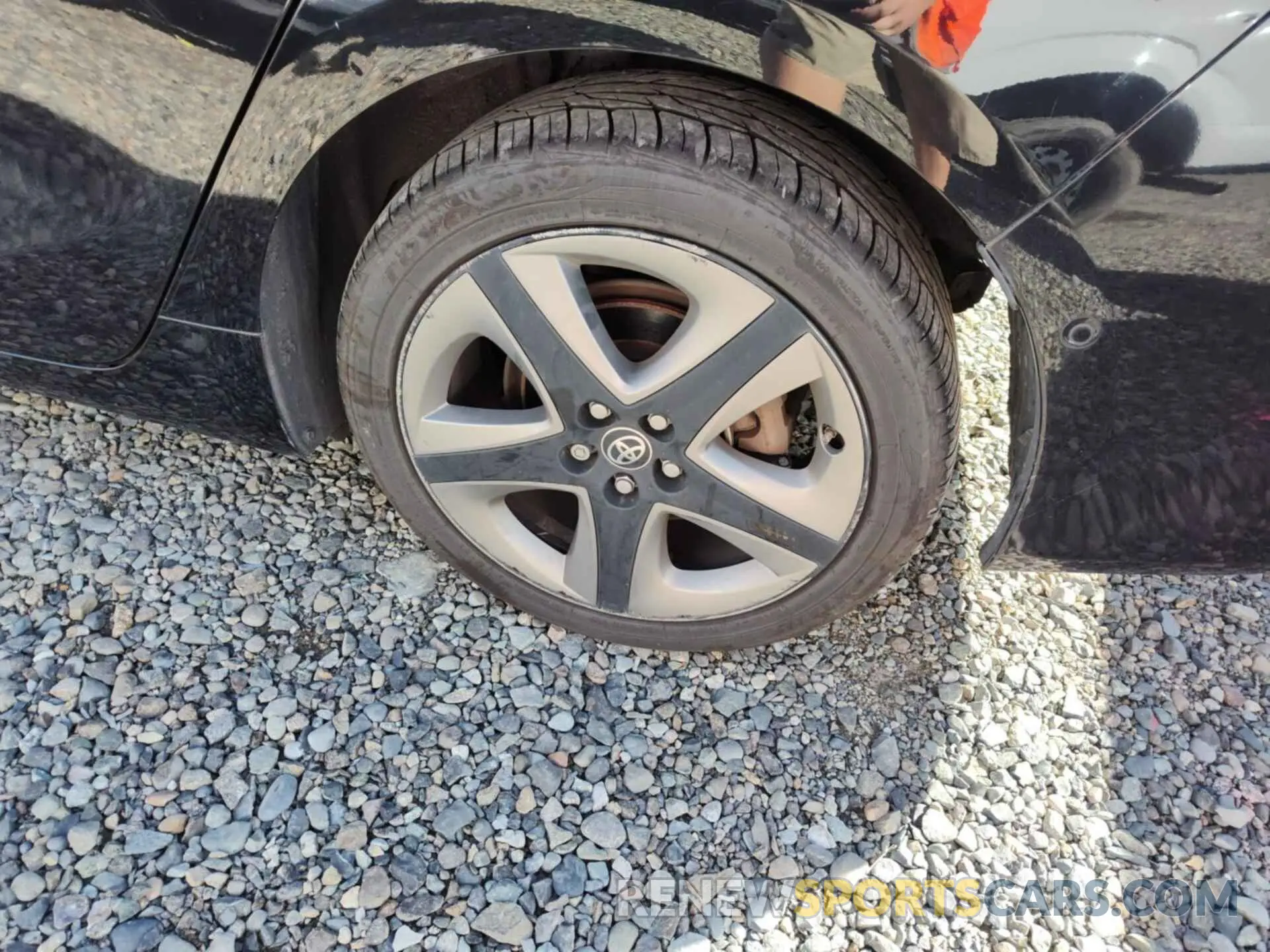 37 Photograph of a damaged car JTDKARFU1L3114967 TOYOTA PRIUS 2020