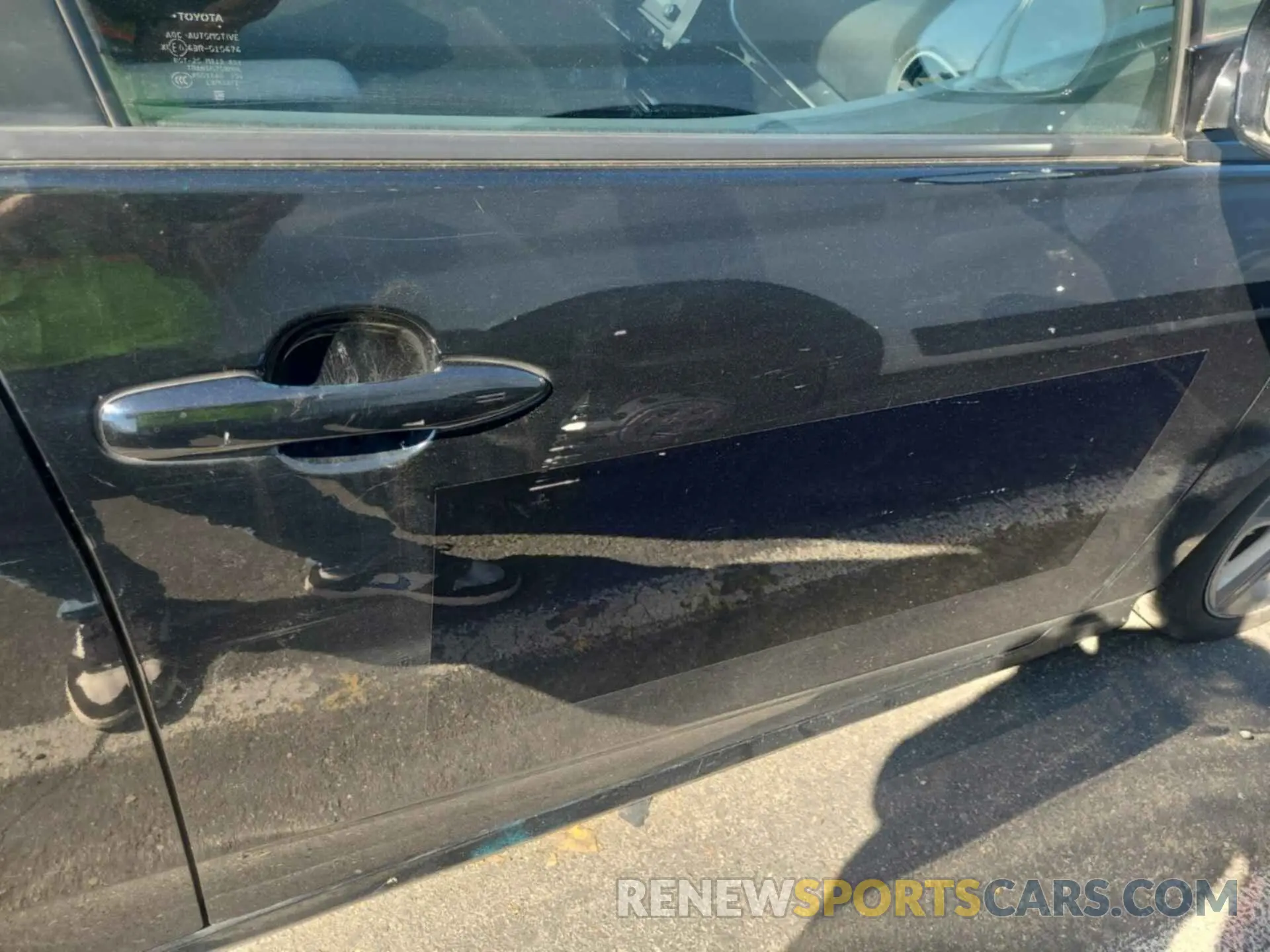 6 Photograph of a damaged car JTDKARFU1L3116377 TOYOTA PRIUS 2020