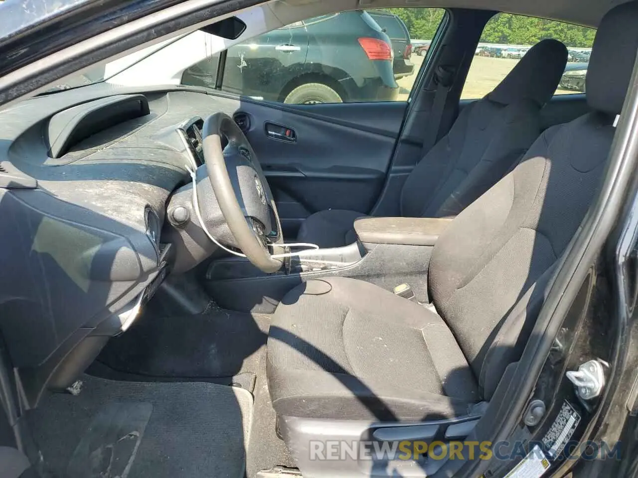 7 Photograph of a damaged car JTDKARFU1L3121112 TOYOTA PRIUS 2020