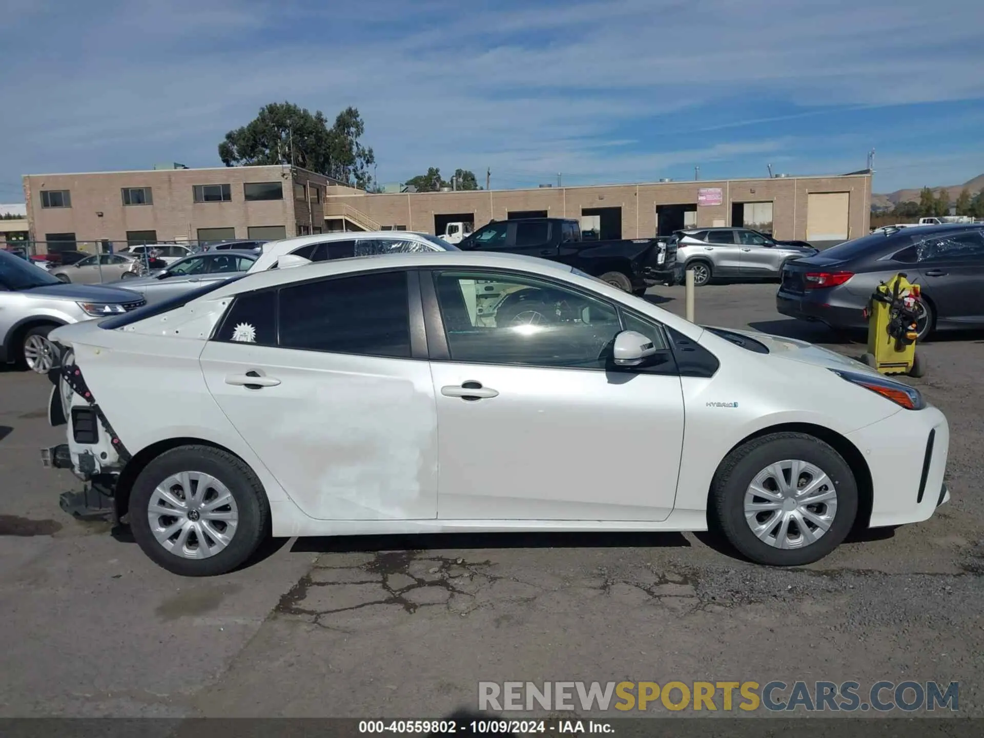 14 Photograph of a damaged car JTDKARFU2L3107607 TOYOTA PRIUS 2020