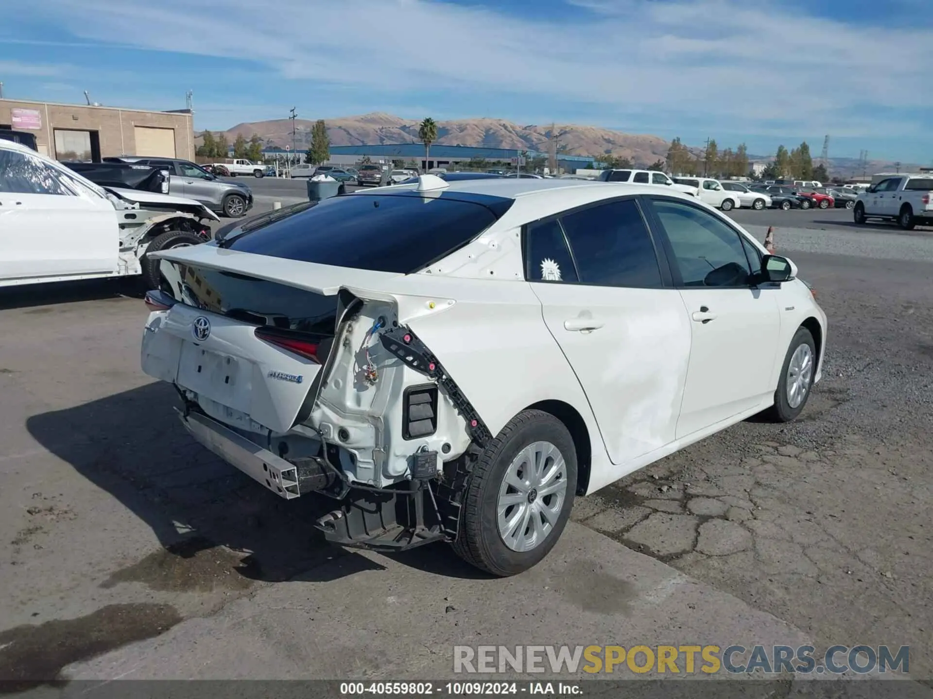 4 Photograph of a damaged car JTDKARFU2L3107607 TOYOTA PRIUS 2020