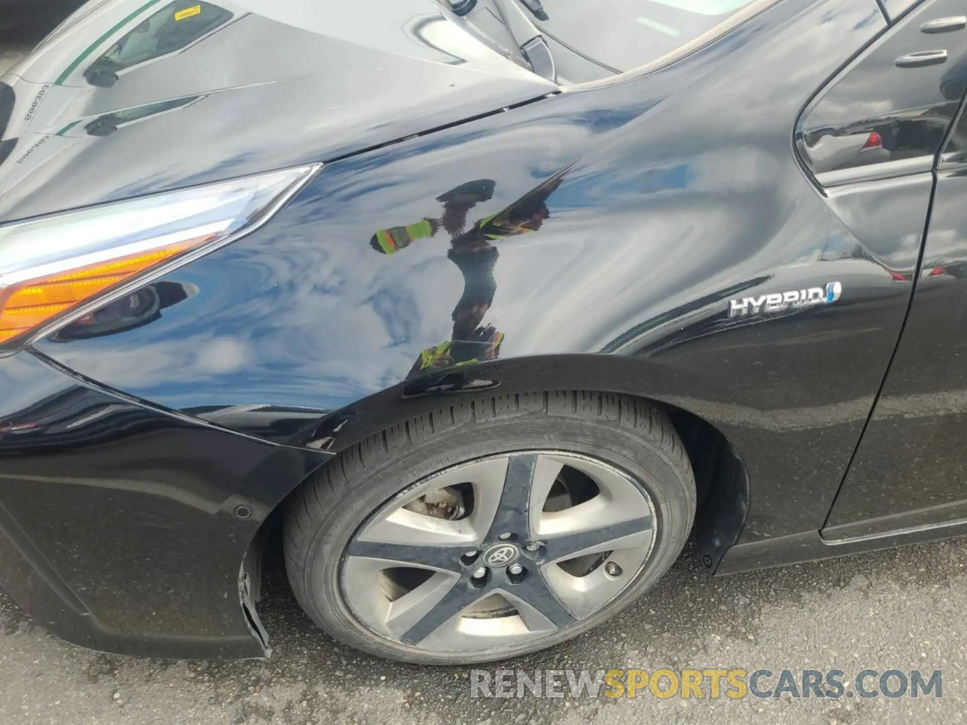 12 Photograph of a damaged car JTDKARFU2L3114749 TOYOTA PRIUS 2020
