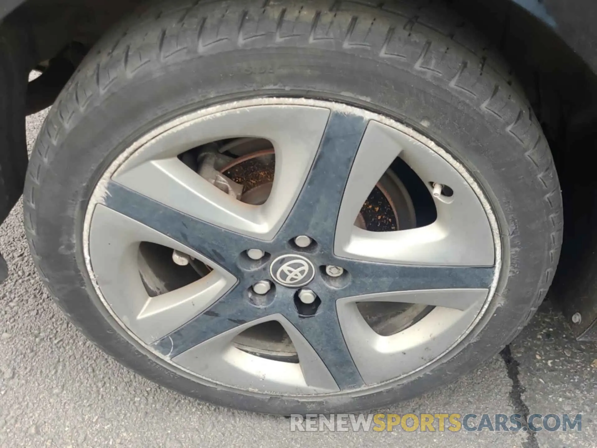 17 Photograph of a damaged car JTDKARFU2L3114749 TOYOTA PRIUS 2020