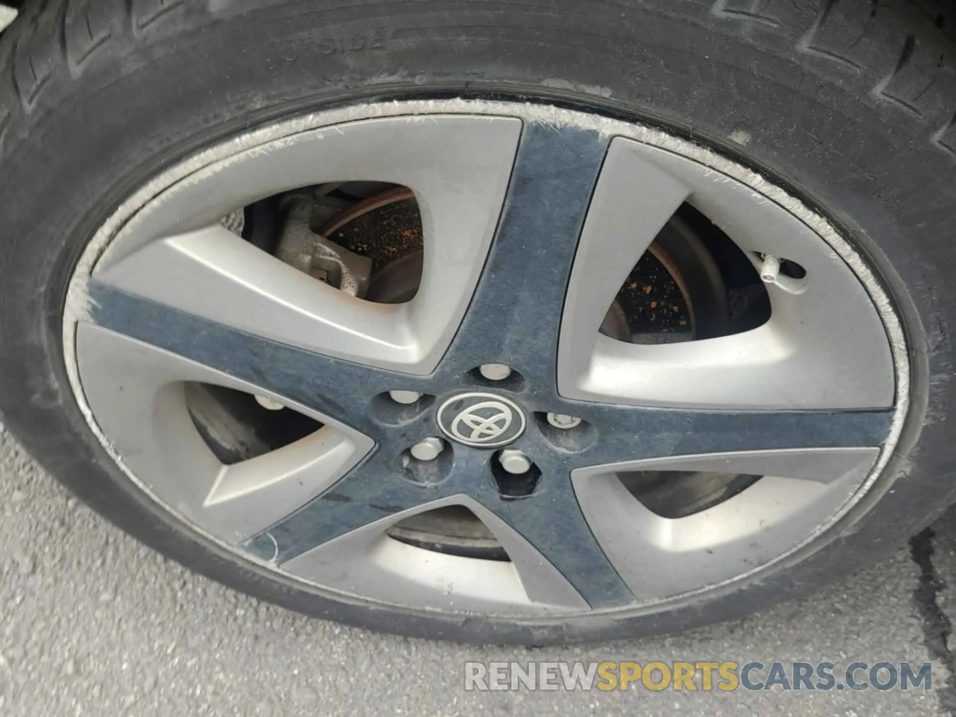 8 Photograph of a damaged car JTDKARFU2L3114749 TOYOTA PRIUS 2020