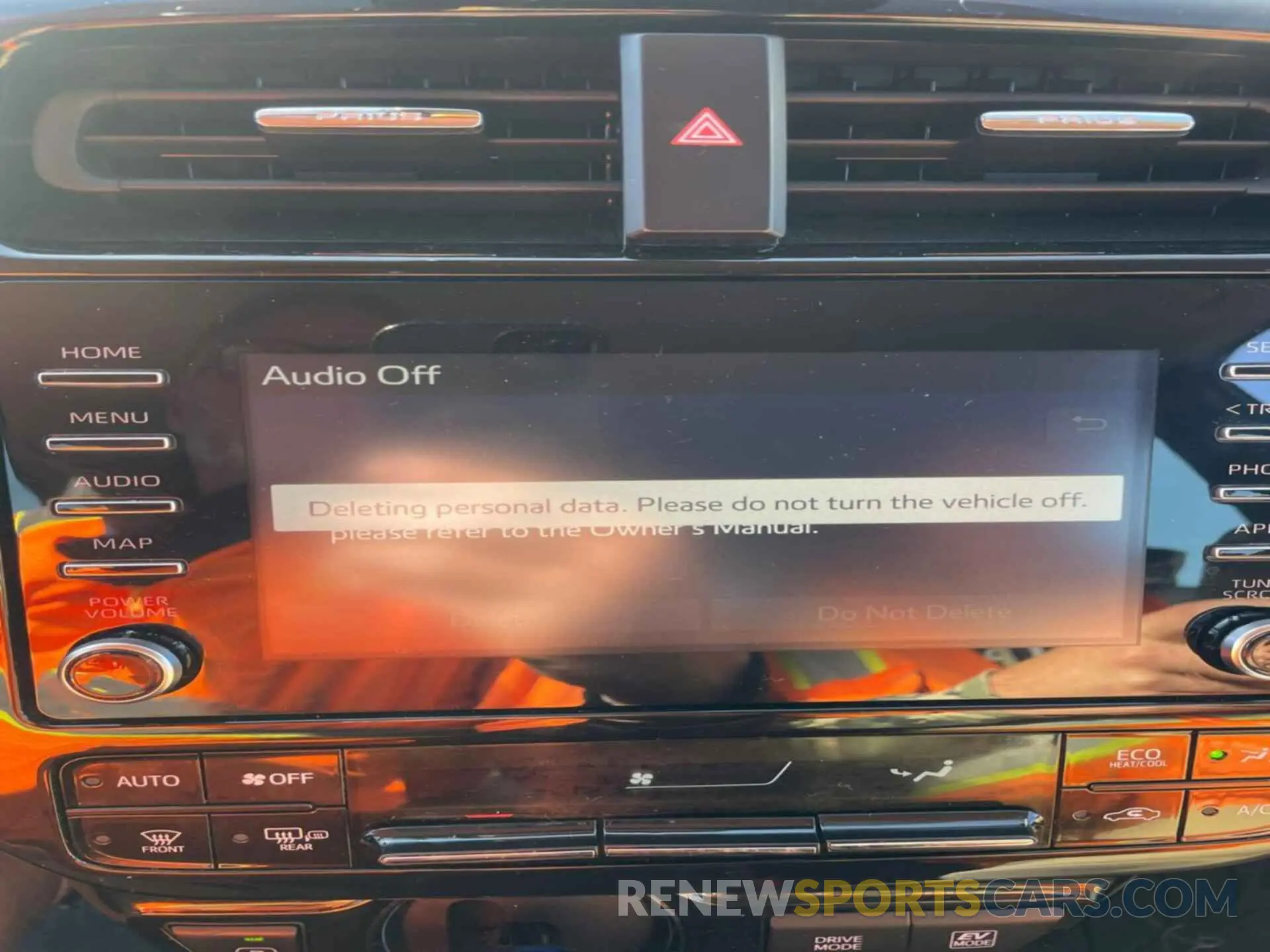 1 Photograph of a damaged car JTDKARFU2L3115416 TOYOTA PRIUS 2020
