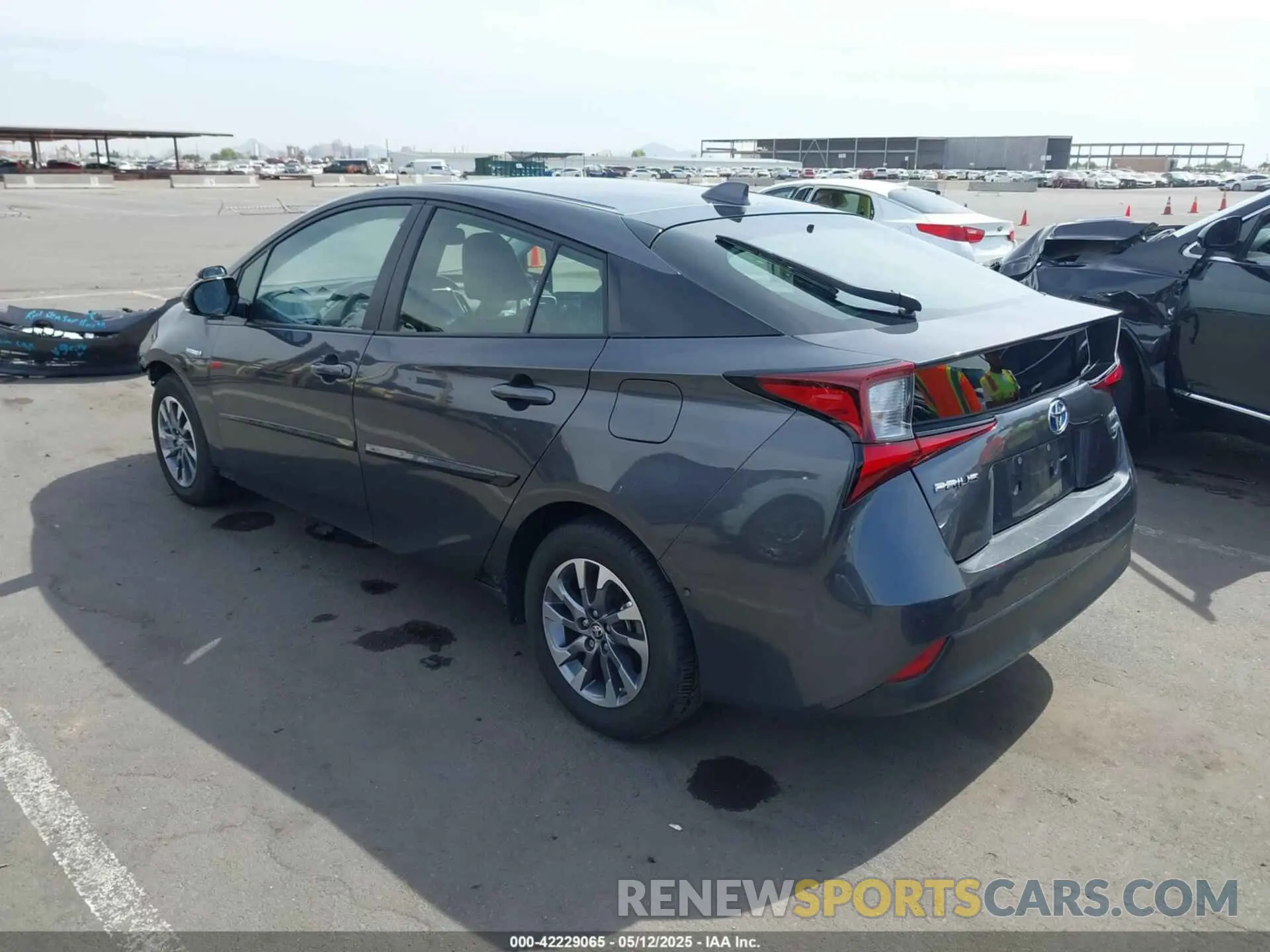 3 Photograph of a damaged car JTDKARFU2L3116050 TOYOTA PRIUS 2020