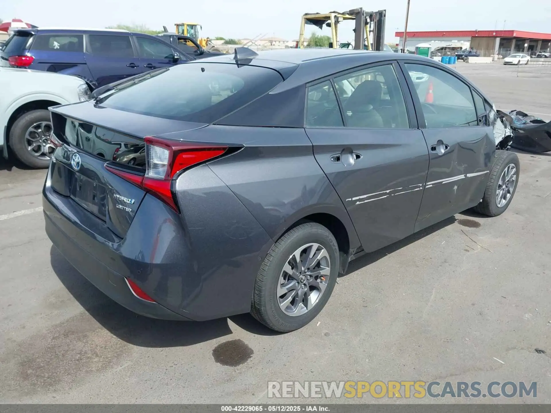 4 Photograph of a damaged car JTDKARFU2L3116050 TOYOTA PRIUS 2020