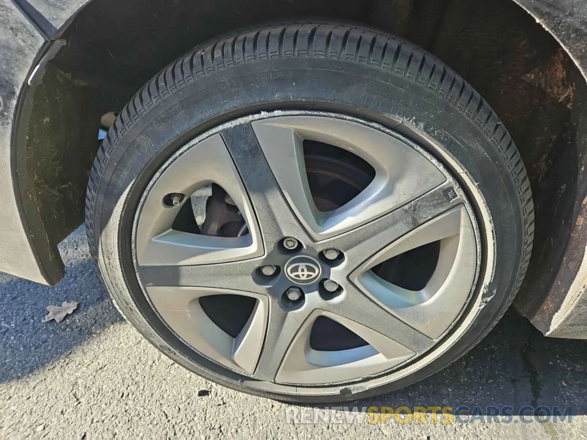 17 Photograph of a damaged car JTDKARFU2L3116131 TOYOTA PRIUS 2020