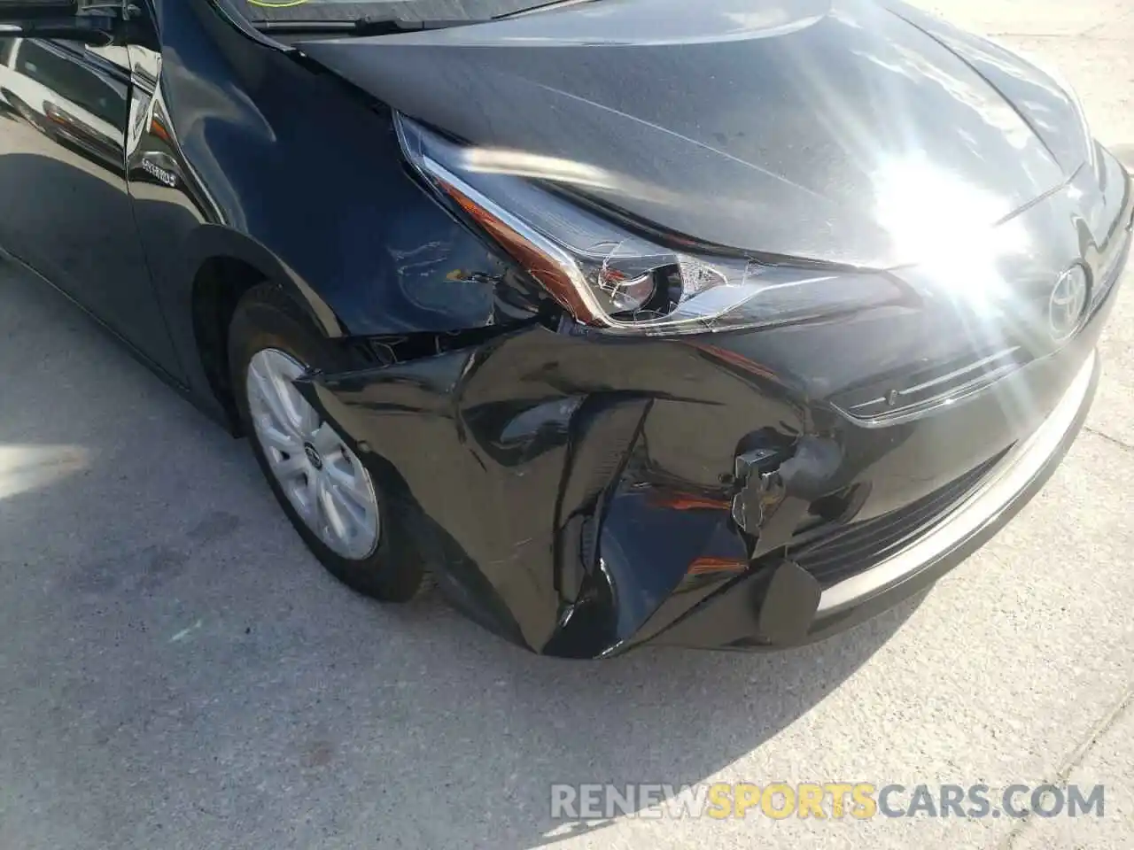 9 Photograph of a damaged car JTDKARFU3L3106899 TOYOTA PRIUS 2020