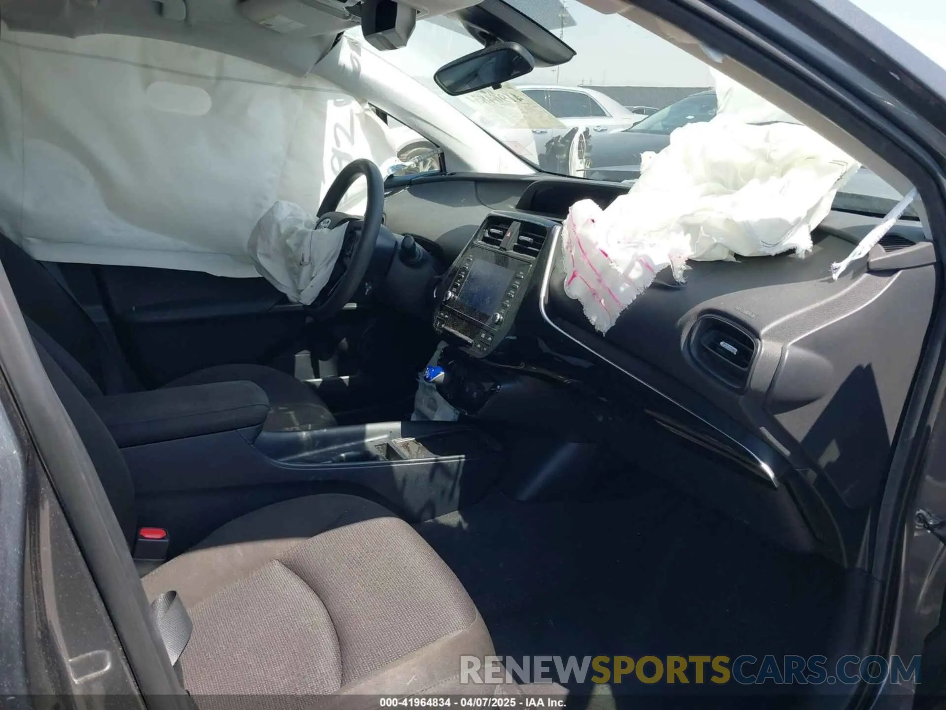 5 Photograph of a damaged car JTDKARFU3L3111990 TOYOTA PRIUS 2020