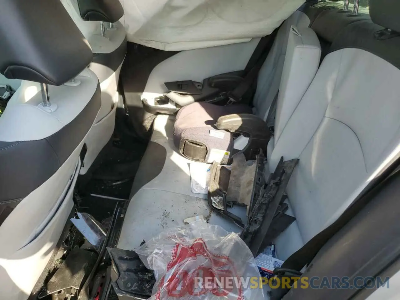 10 Photograph of a damaged car JTDKARFU3L3114176 TOYOTA PRIUS 2020