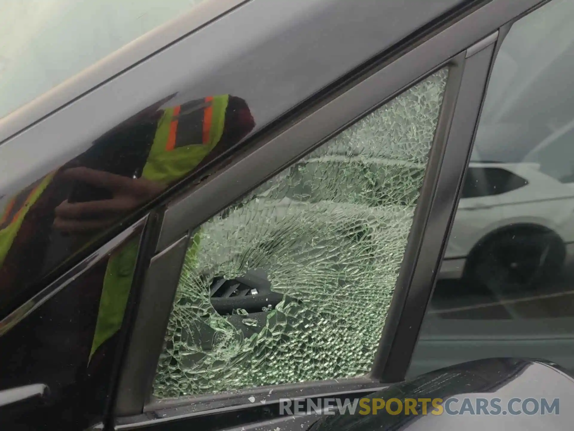 30 Photograph of a damaged car JTDKARFU3L3115568 TOYOTA PRIUS 2020