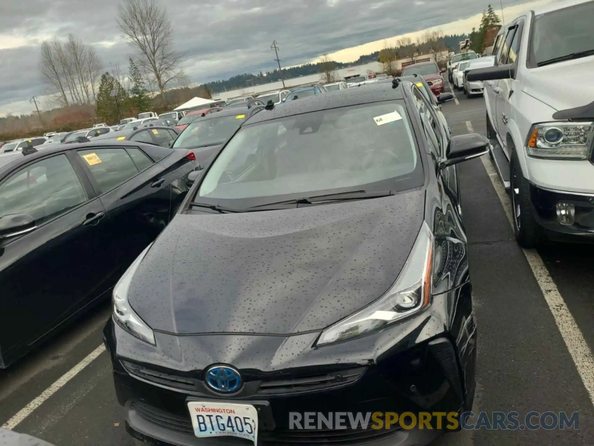 12 Photograph of a damaged car JTDKARFU3L3115795 TOYOTA PRIUS 2020