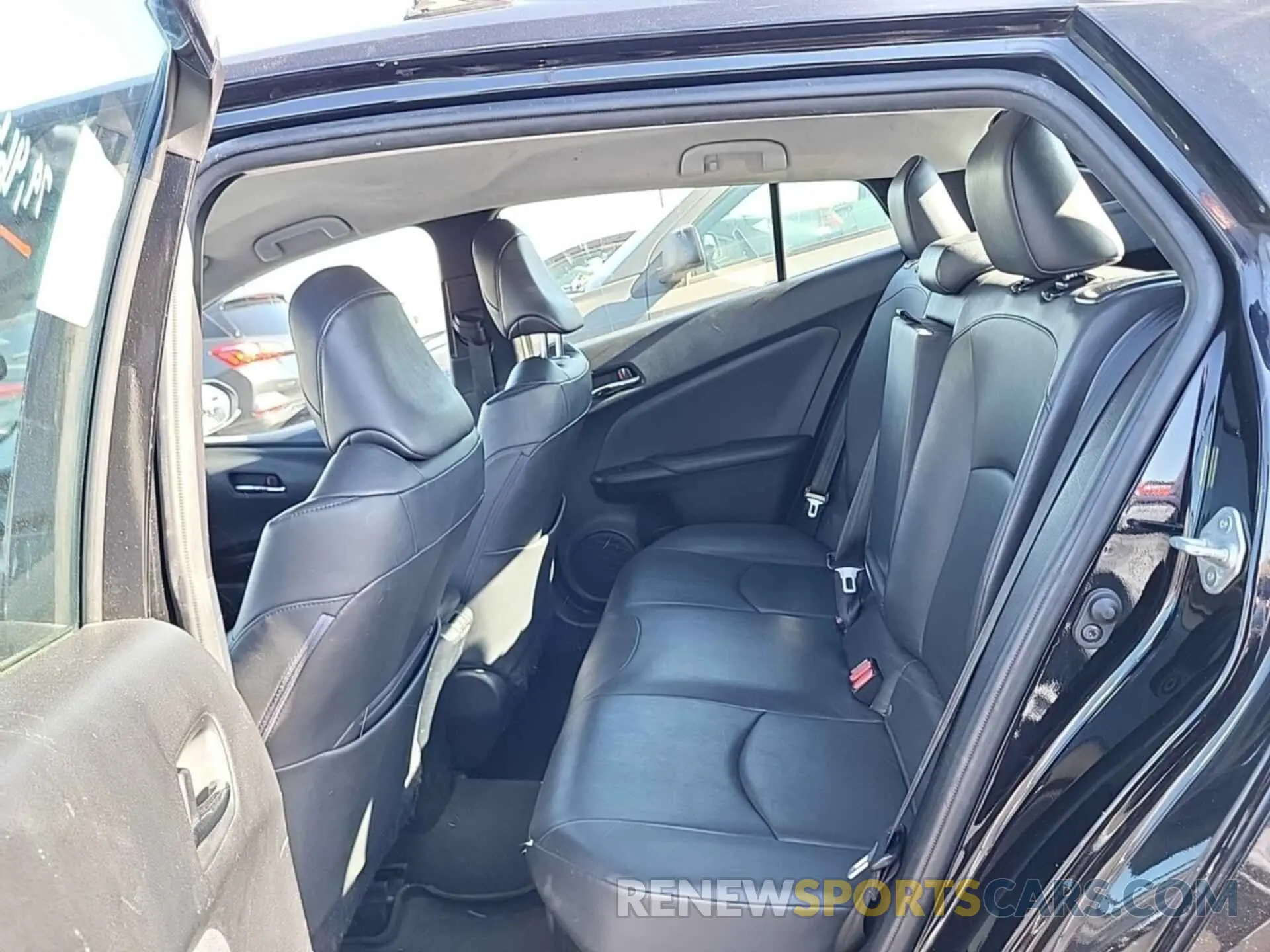 1 Photograph of a damaged car JTDKARFU4L3111898 TOYOTA PRIUS 2020