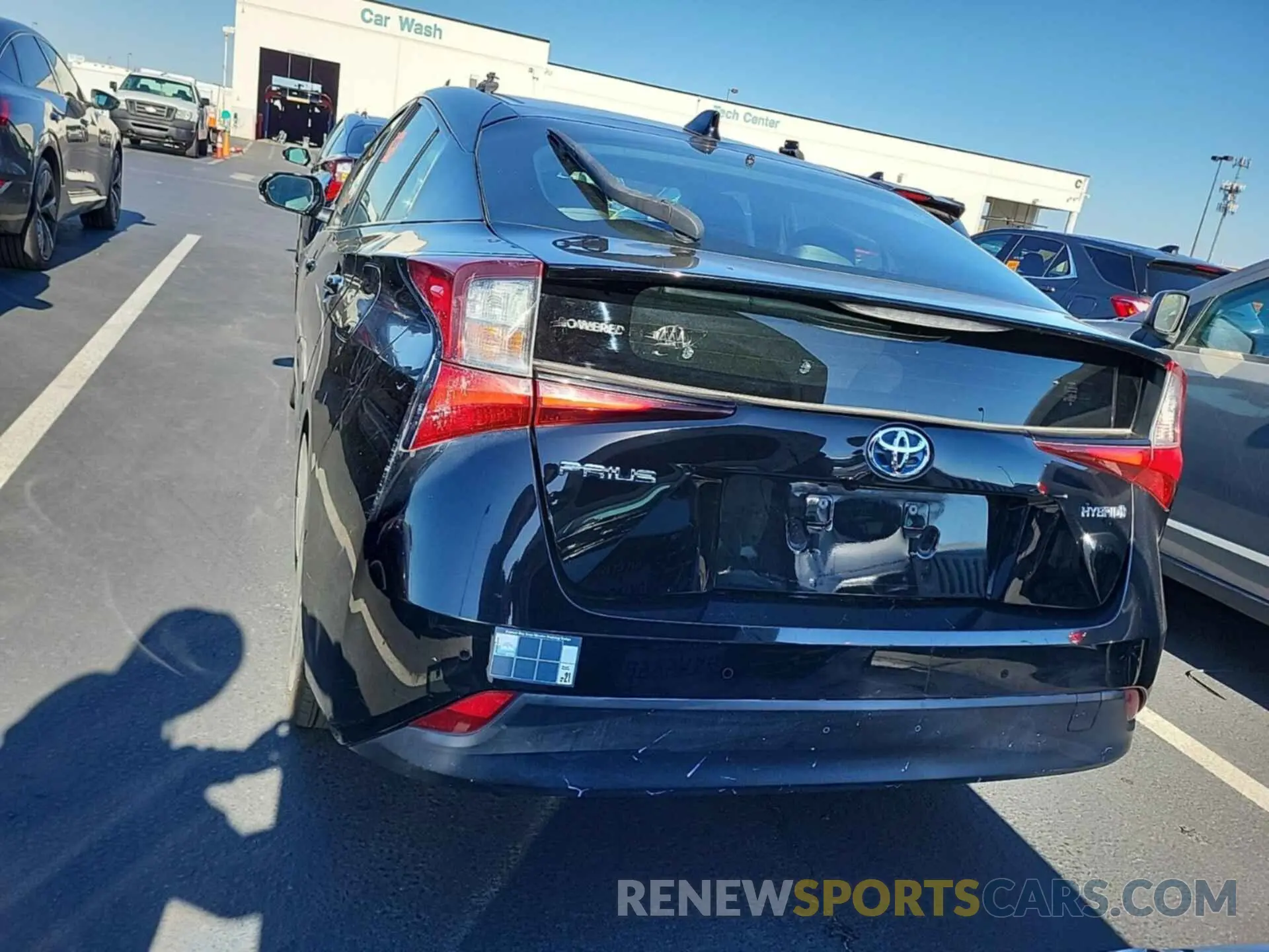 37 Photograph of a damaged car JTDKARFU4L3111898 TOYOTA PRIUS 2020