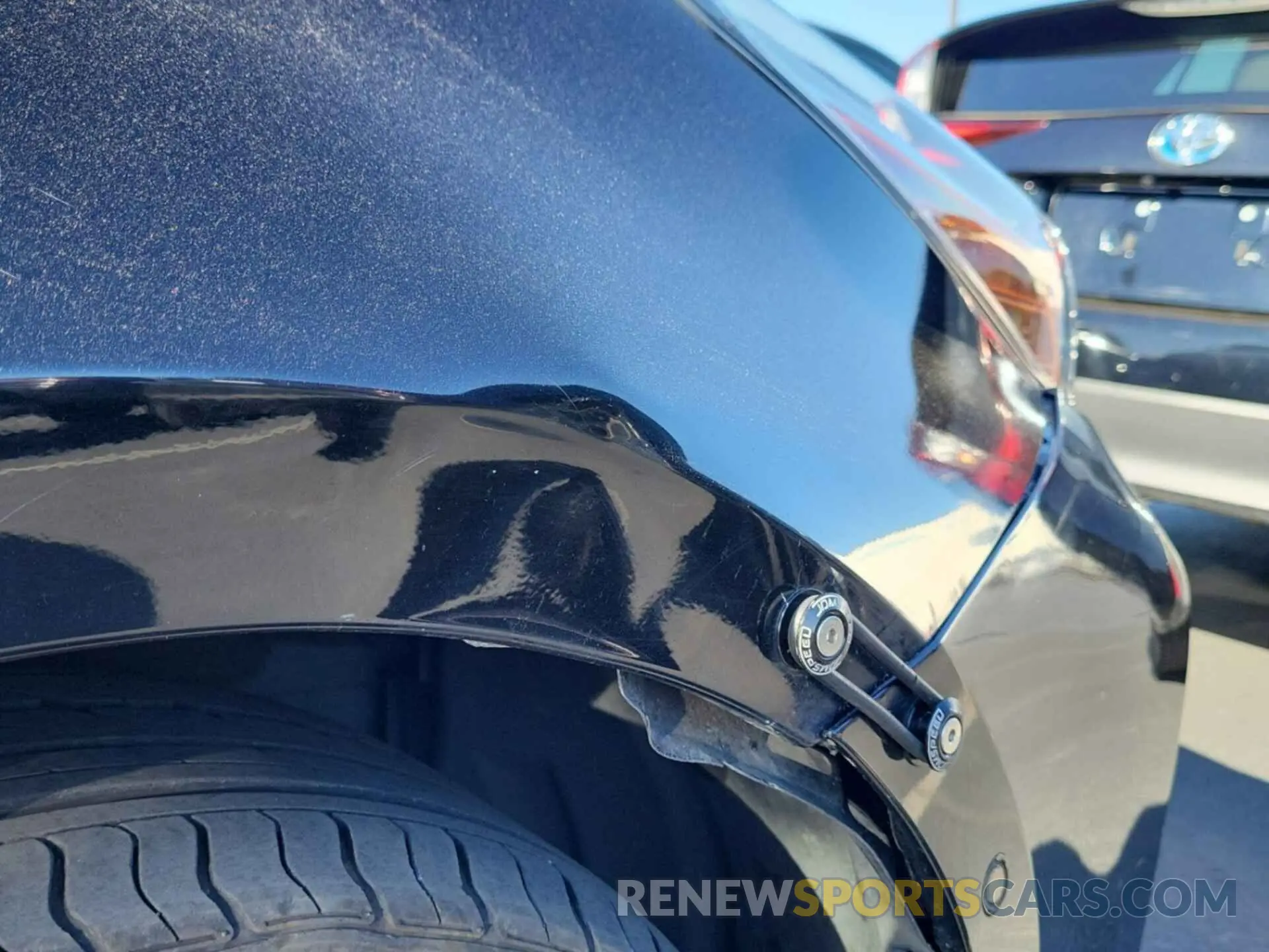 40 Photograph of a damaged car JTDKARFU4L3111898 TOYOTA PRIUS 2020