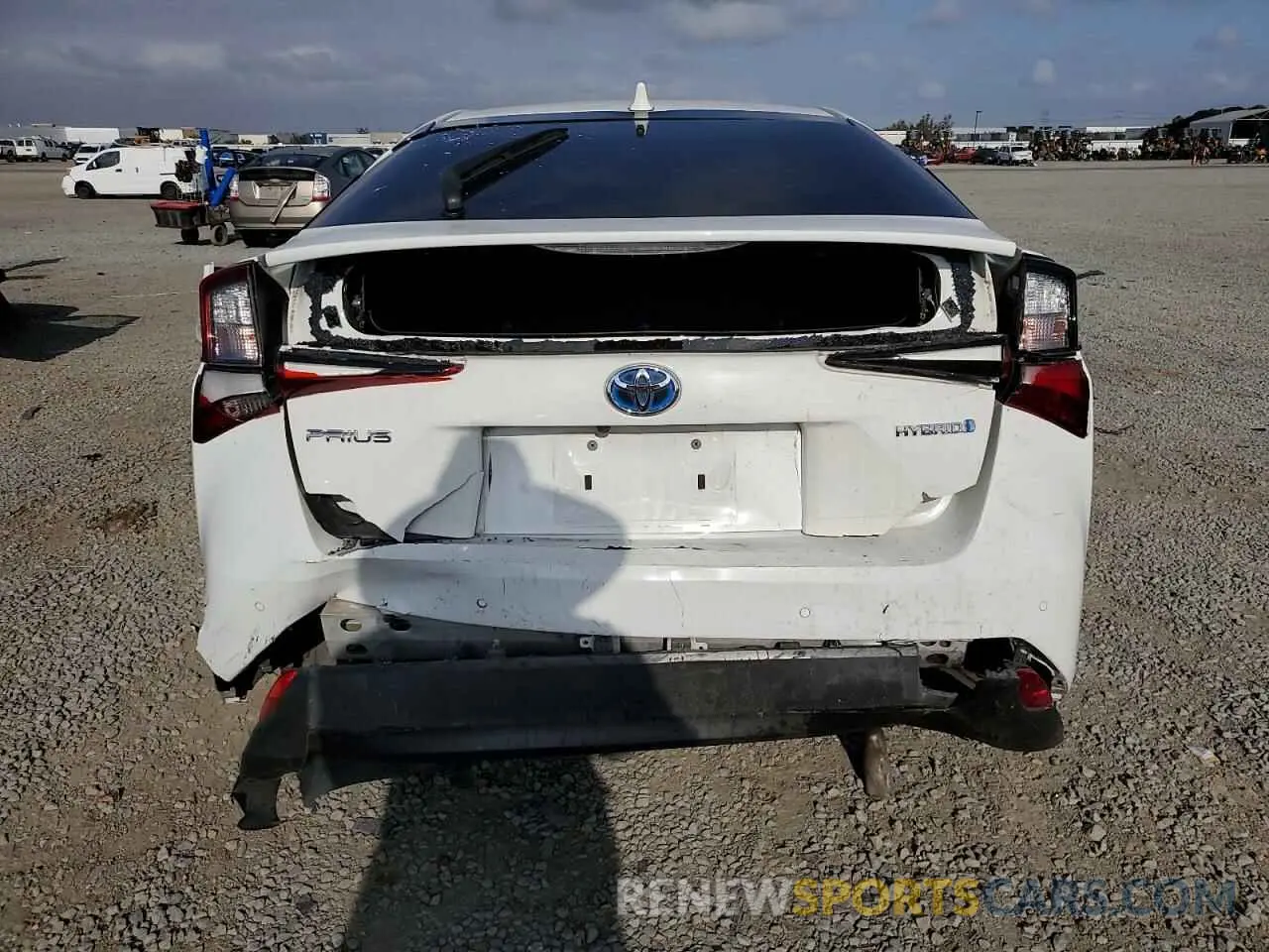 6 Photograph of a damaged car JTDKARFU4L3112436 TOYOTA PRIUS 2020
